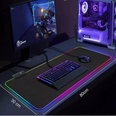 Mouse Pad gamer Exbom MP-LED3080 de emborrachado 300mm x 800mm x 4mm preto com envio rápido - JD Atacado